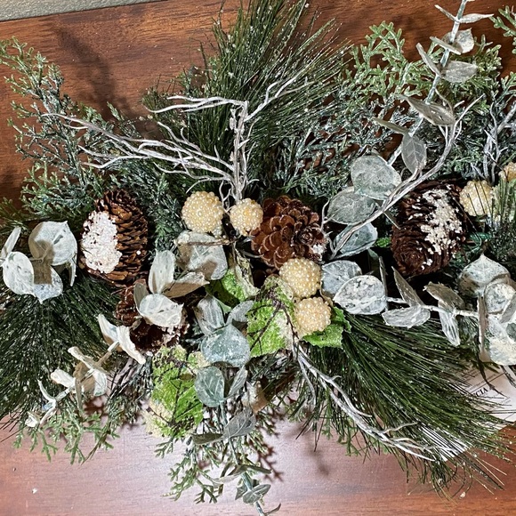 Home Interiors Other - 😊Faux Floral. FROSTED PINE SWAG. 30”